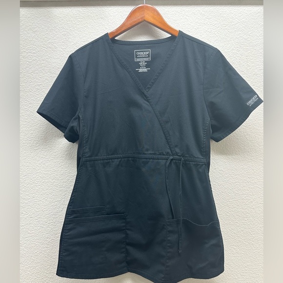 Cherokee Women's Black Maternity Top - Picture 1 of 4